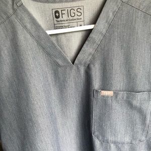Figs size medium heather denim scrub top